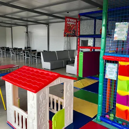 Camping La Del Karting El Teso